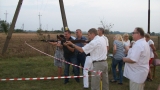 Zasady były jednakowe dla męzczyzn i kobiet z tym, że panie mialy prawo wyboru i wybierały lżejsze wiatrówki i trzeba bylo niekiedy udzielić im pomocy przy przełamaniu wiatrówki i zaladowaniu śrutu do komory wiatrówki